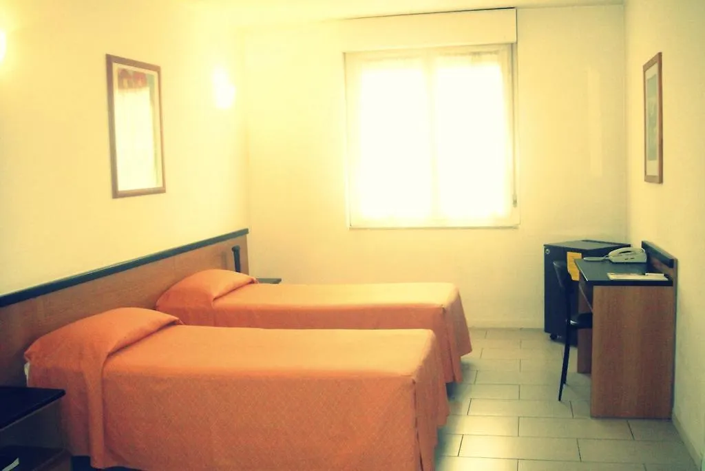Hotel Scala Nord Milão